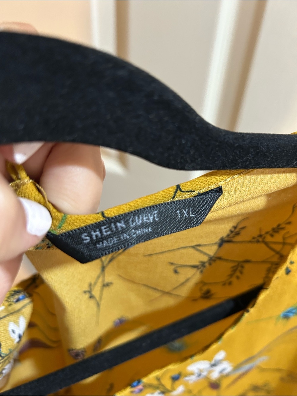 SHEIN Mustard Floral Short Sleeve Blouse - Picture 2 of 2
